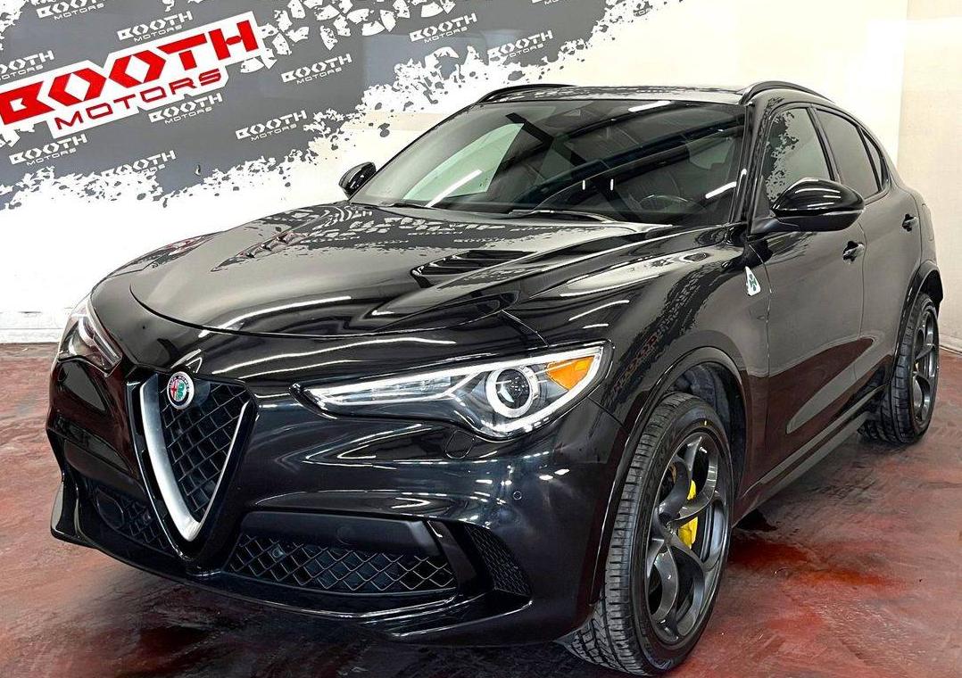 ALFA ROMEO STELVIO 2018 ZASFAKEV9J7C20101 image